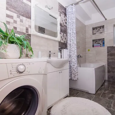 Apartment Apartmani Mm Trogir