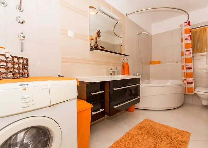 아파트 Mm 트로기르